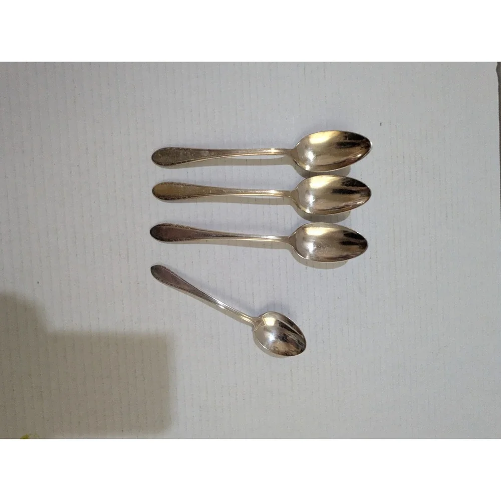 Holmes‎ & Edwards May Queen Silverplate 3 tablespoons 7